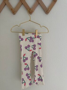 Zara Ribbed Fruit Flare Pants